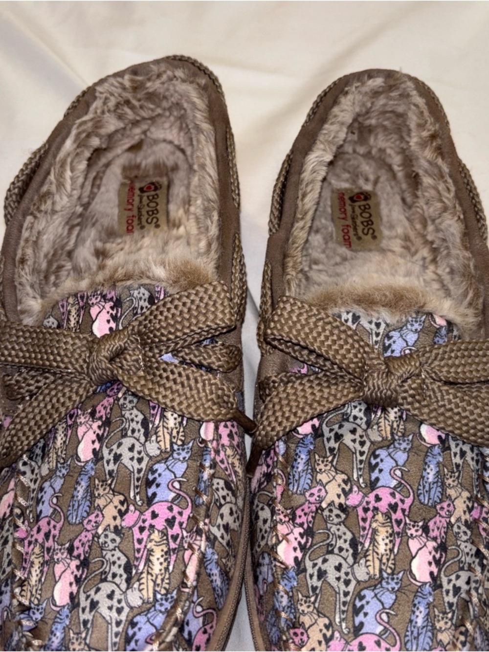 Plush-Lined BOBS Women’s Slip-On Moccasin Slippers in with Pastel Cat Print - Picture 4 of 10